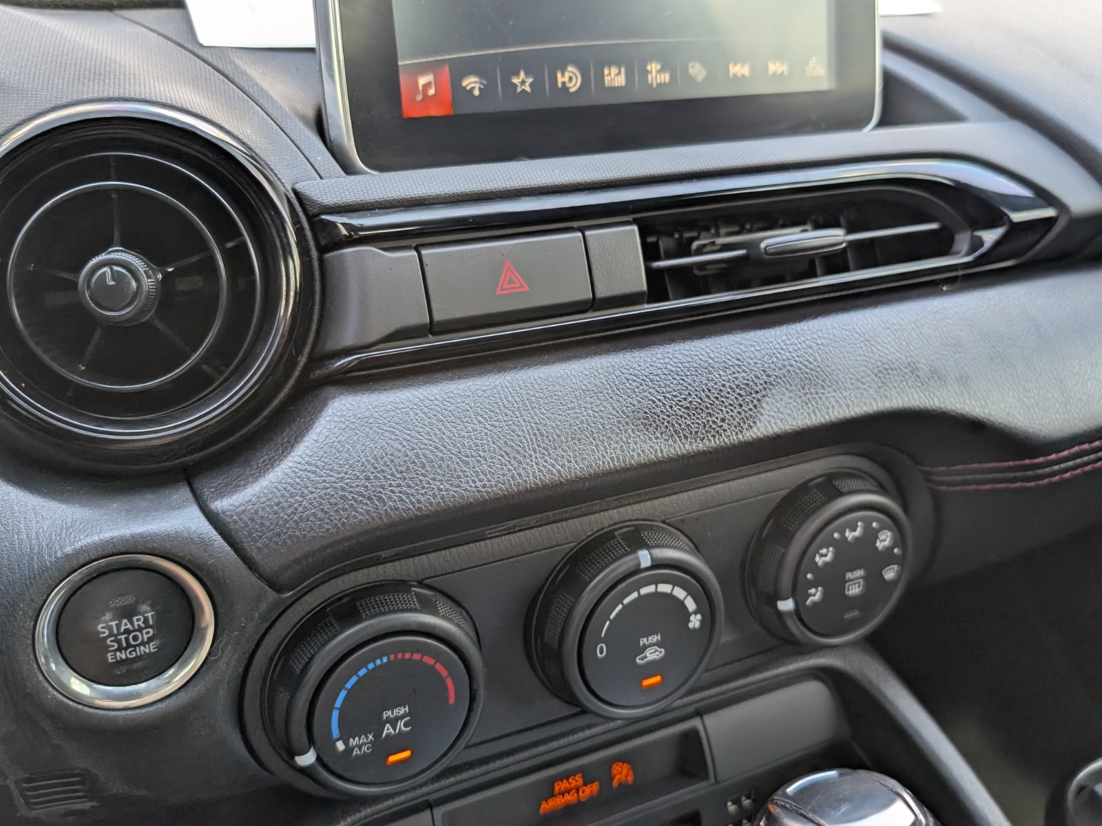 2017 Mazda MX-5 Miata RF Club - Photo 10