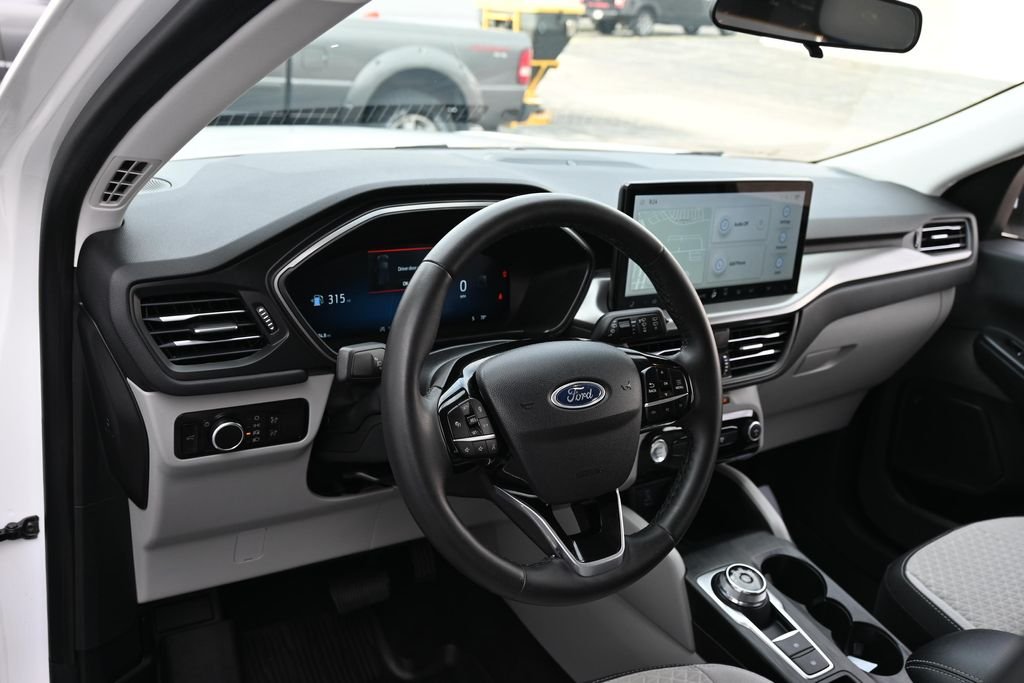 Certified Used 2023 White Metallic Ford Active image 20