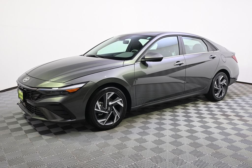 Certified 2025 Hyundai Elantra SEL with VIN KMHLS4DG6SU976250 for sale in St. Louis Park, Minnesota