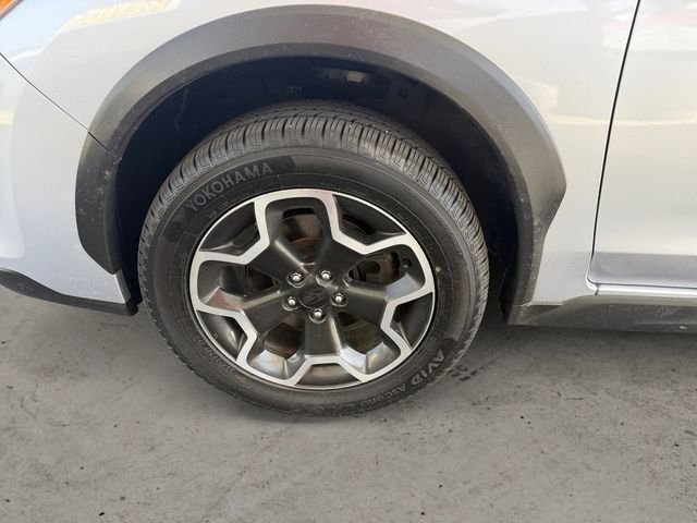 Used 2014 Silver Subaru 2.0i Premium image 14