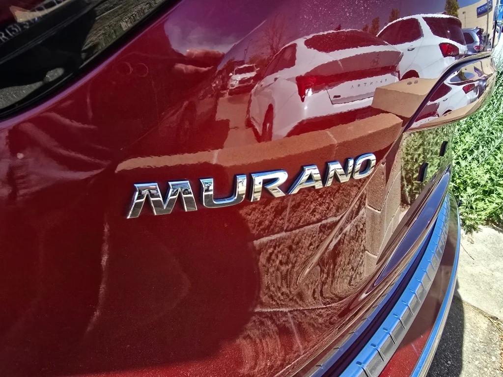 Used 2019 Cayenne Red Pearl Metallic Nissan S image 17