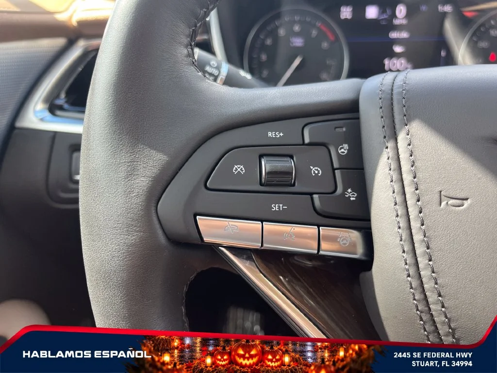Used 2023 CRYSTAL WHITE TRICOAT Cadillac AWD Premium Luxury image 26