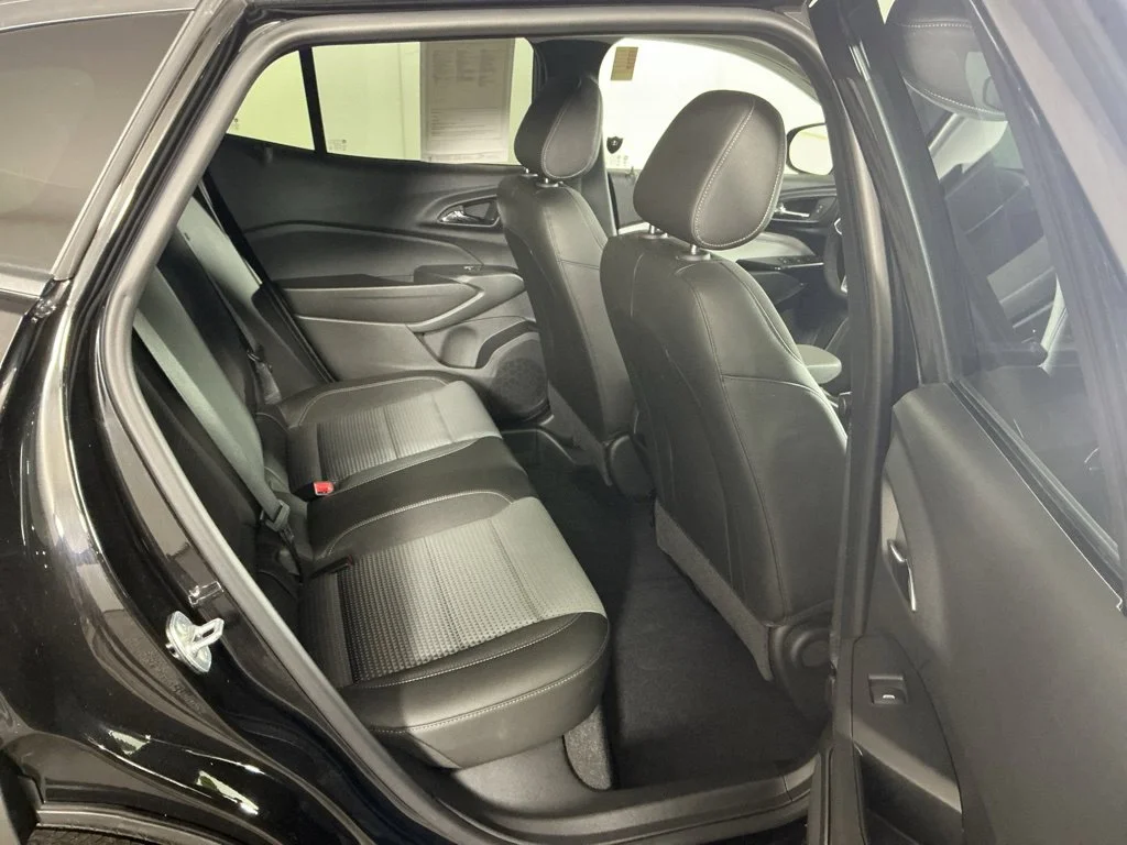 Used 2024 Black Chevrolet LT image 7
