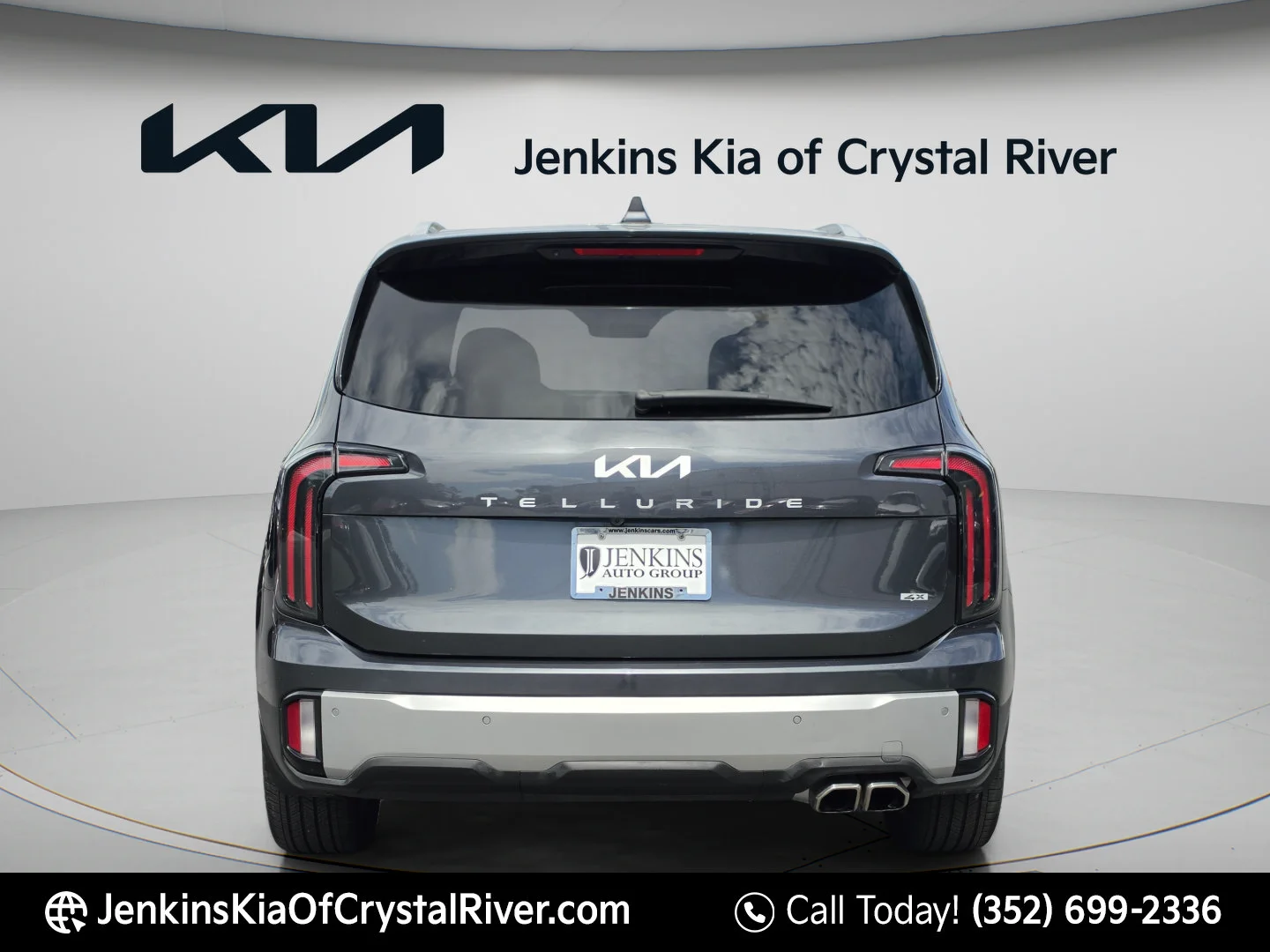Used 2024 Gravity Gray Kia SX Prestige image 6