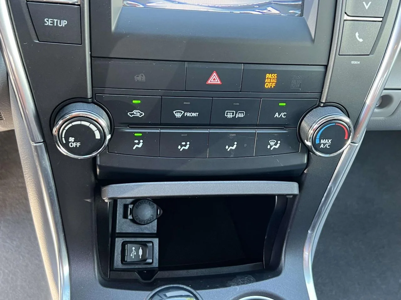 Used 2017 Celestial Silver Metallic Toyota LE image 39