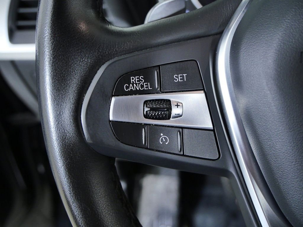 Used 2021 Jet Black BMW xDrive30i image 39
