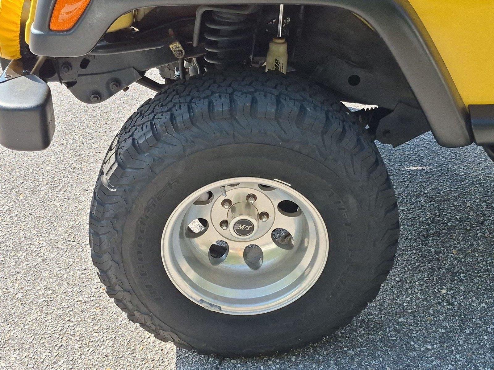 Used 2003  Jeep Sport image 10