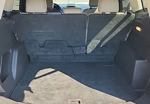 Used 2019 Gray Ford SEL image 3