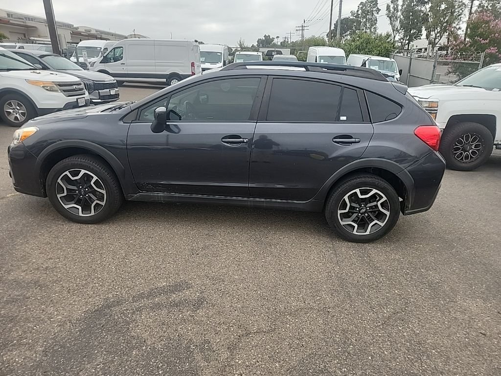 Used 2016 Gray Subaru 2.0i Premium image 10