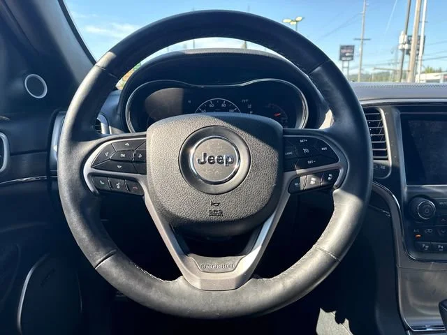 Used 2018 Velvet Red Pearlcoat Jeep High Altitude image 18