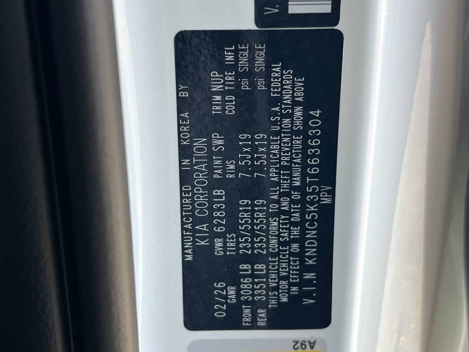 New 2026 Snow White Pearl Kia EX image 35