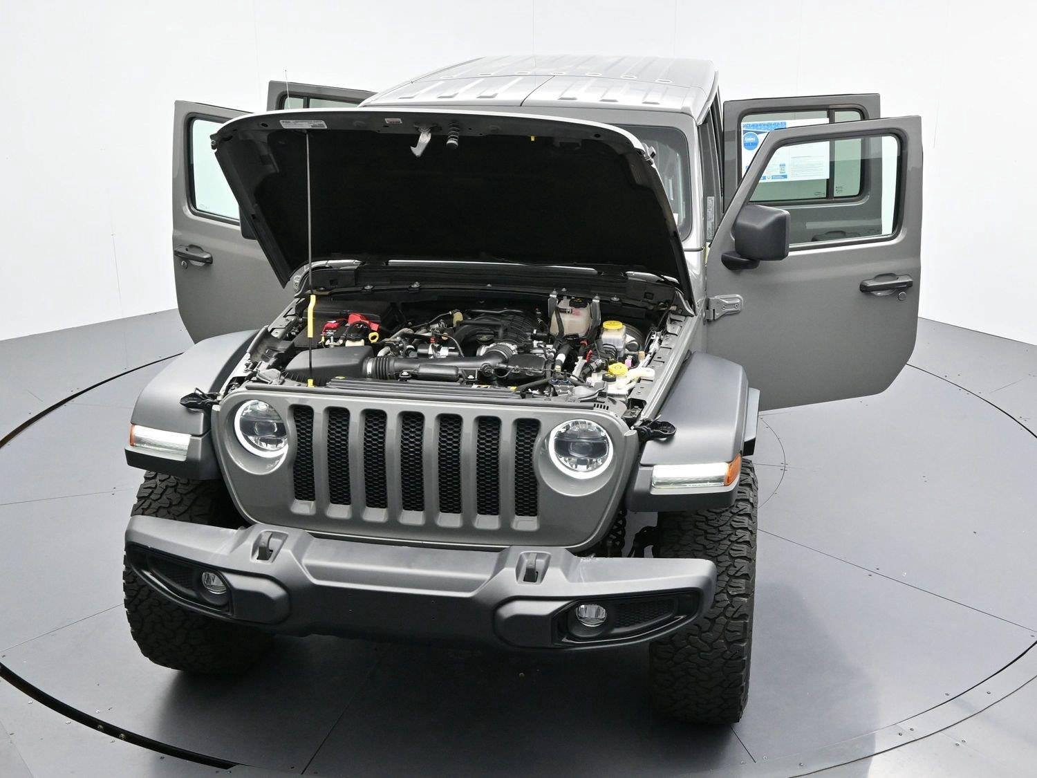 Used 2023 Gray Jeep High Tide image 37