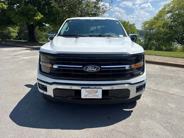 Used 2024 White Ford XLT image 2