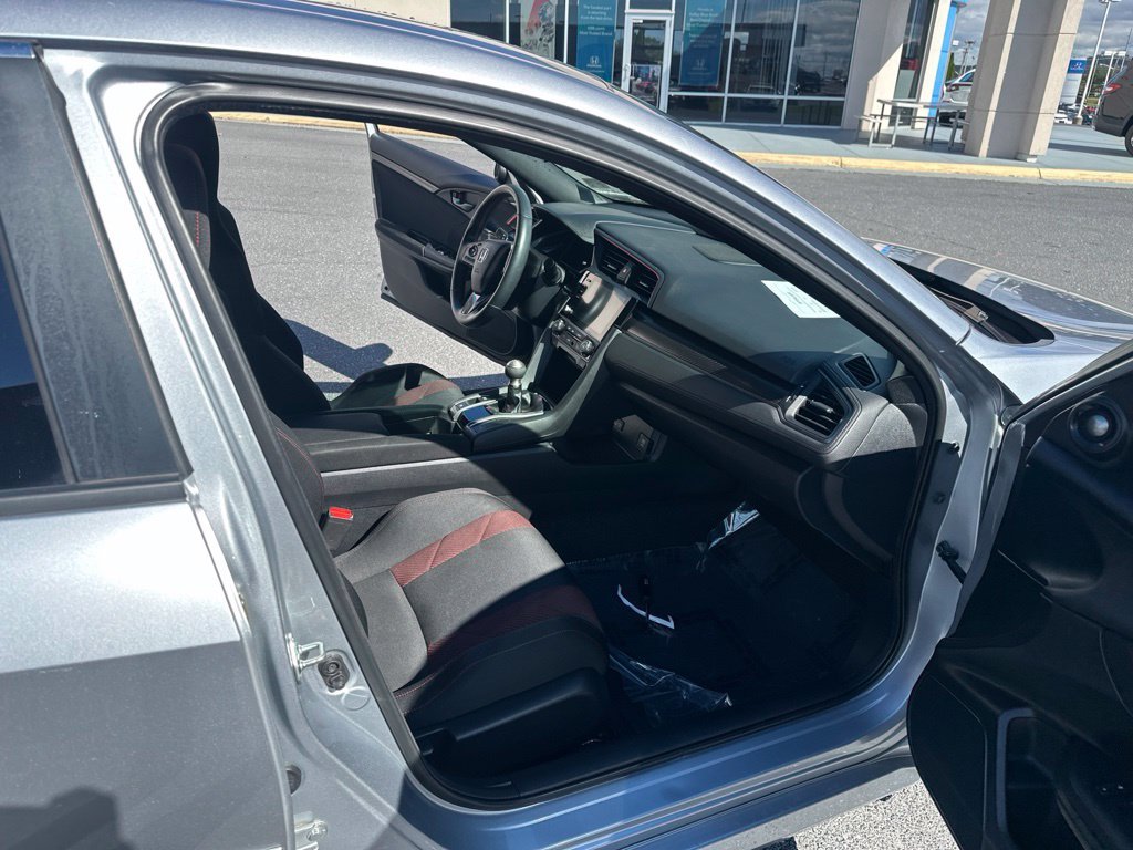 Used 2020  Honda Si image 13