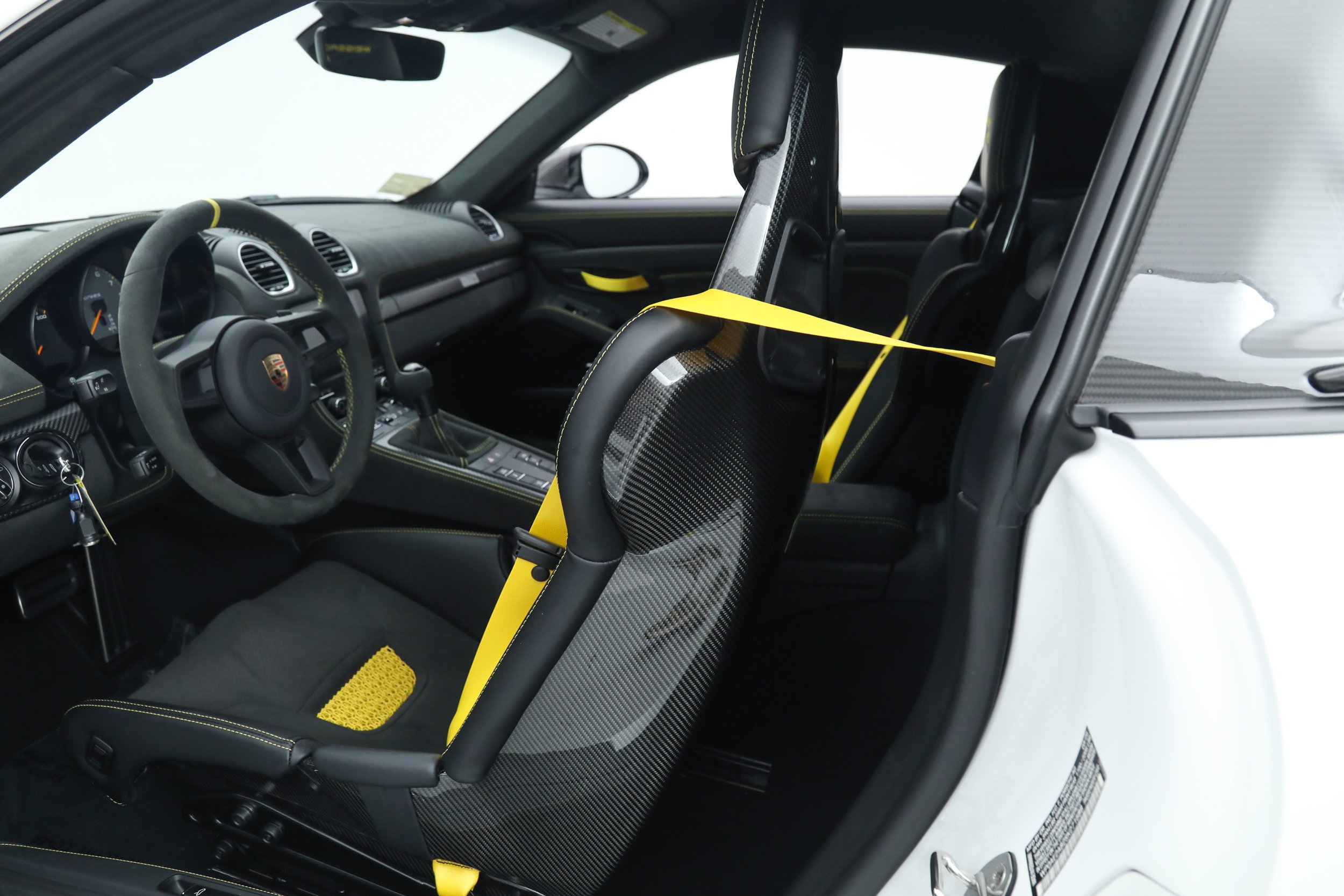 Used 2025 White Porsche GT4 RS Coupe image 29