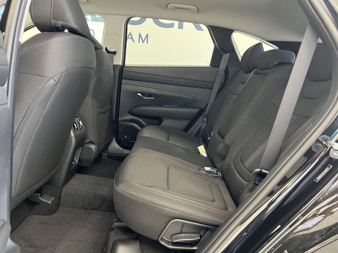 New 2026 Phantom Black Hyundai SEL AWD image 25