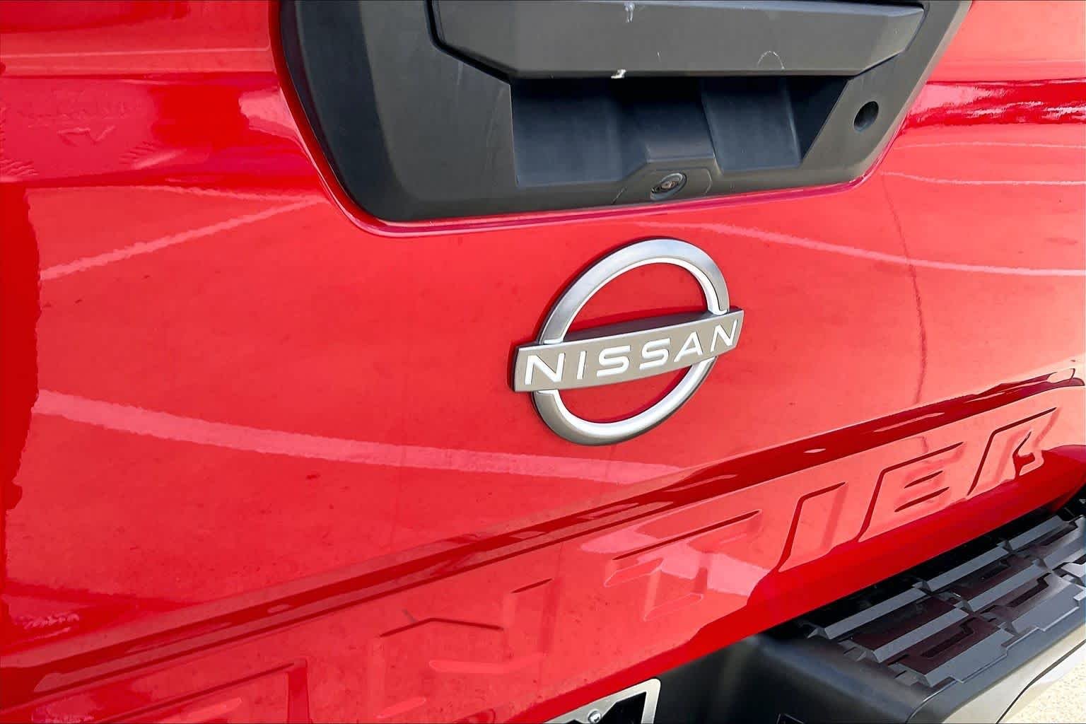 Used 2022 Red Alert Nissan S image 29