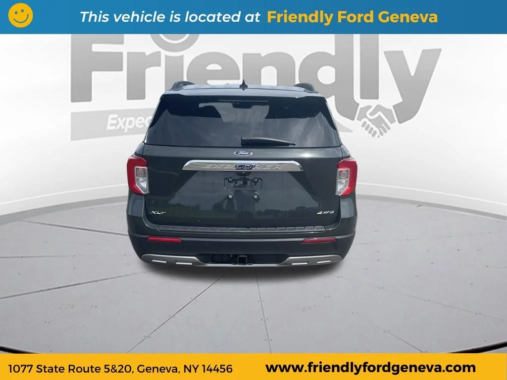 Used 2024 Green Metallic Ford XLT image 44
