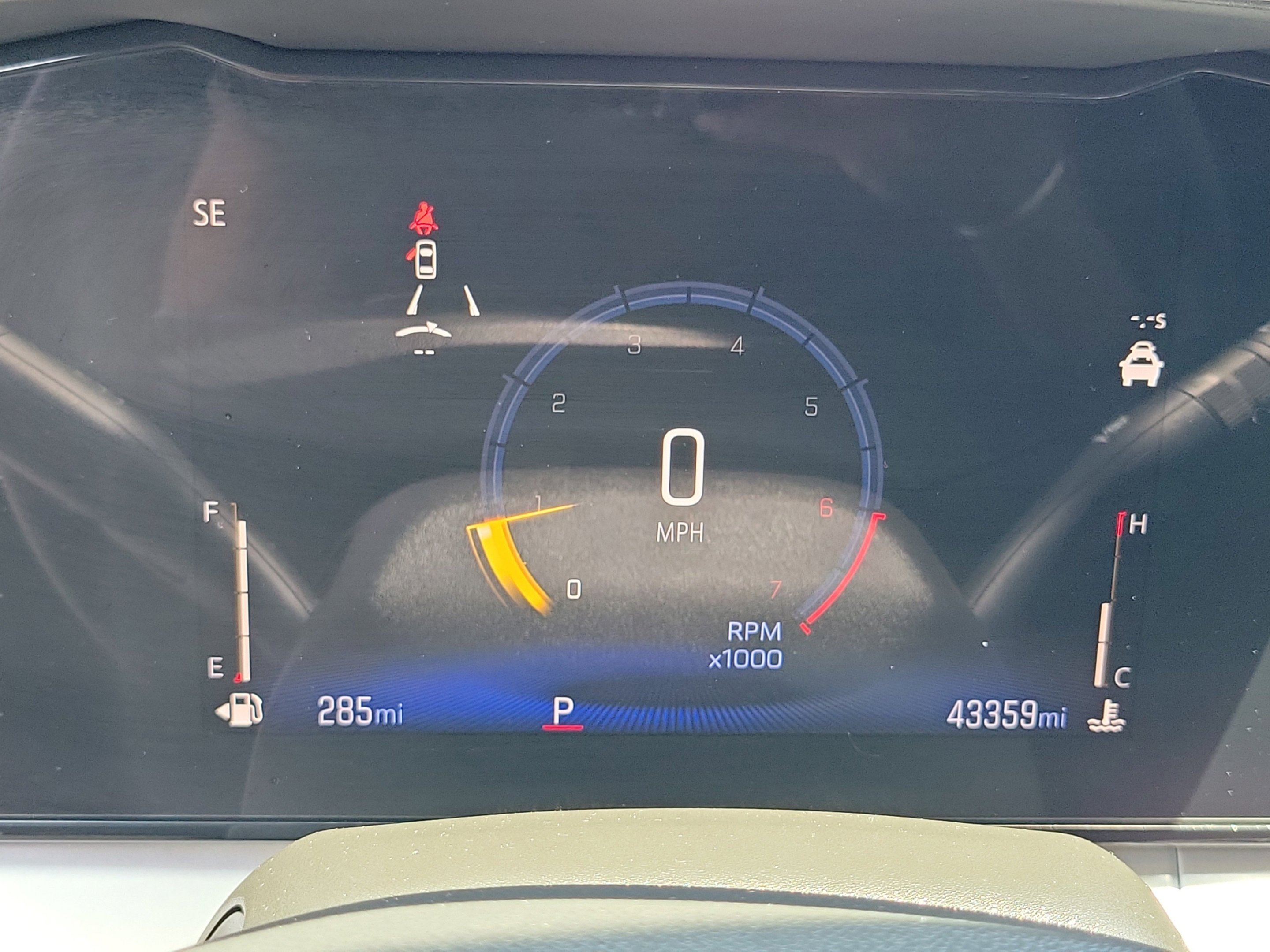 Used 2025 Summit White Chevrolet LT image 22
