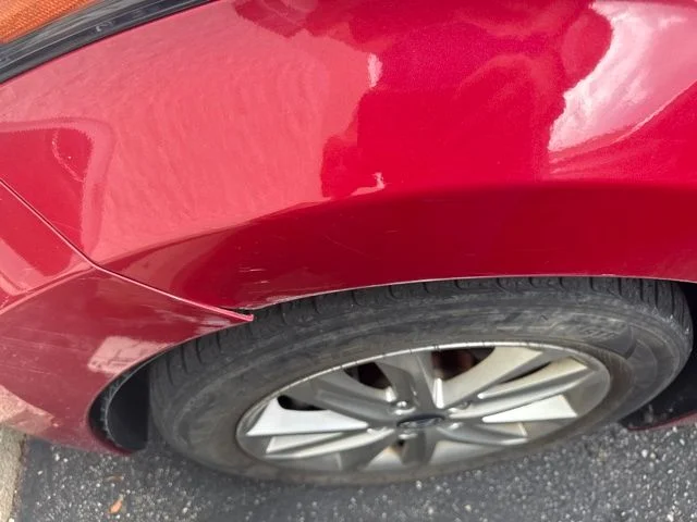 Used 2014 Red Hyundai SE image 12