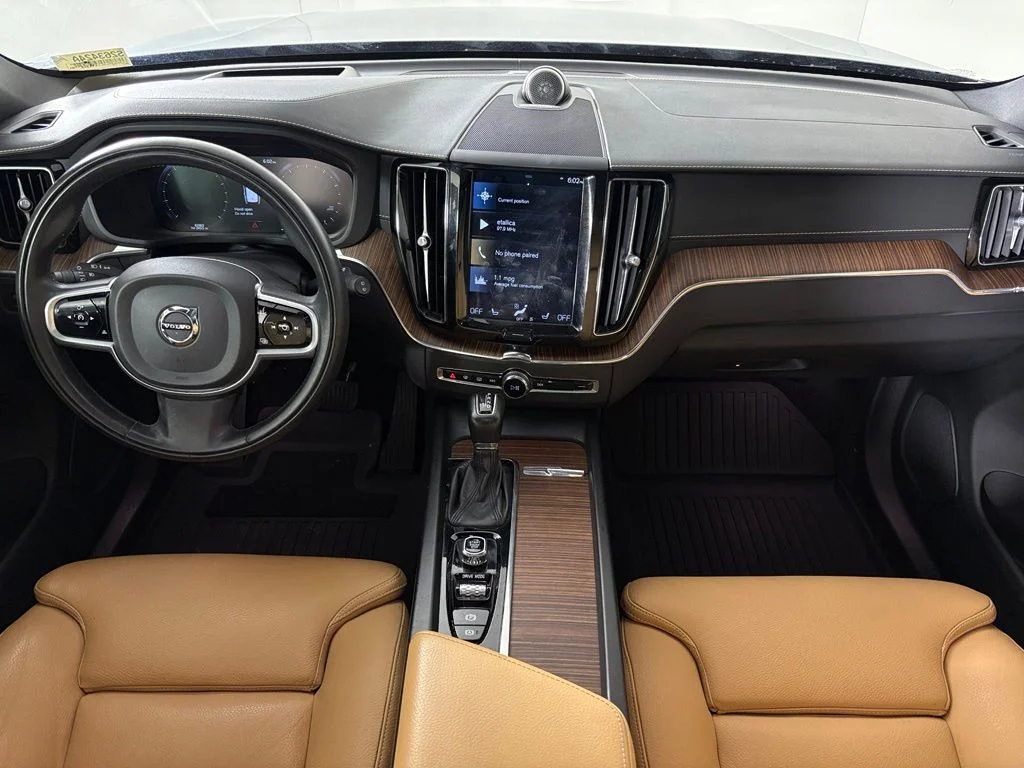Used 2020 Gray Volvo T6 Inscription image 32