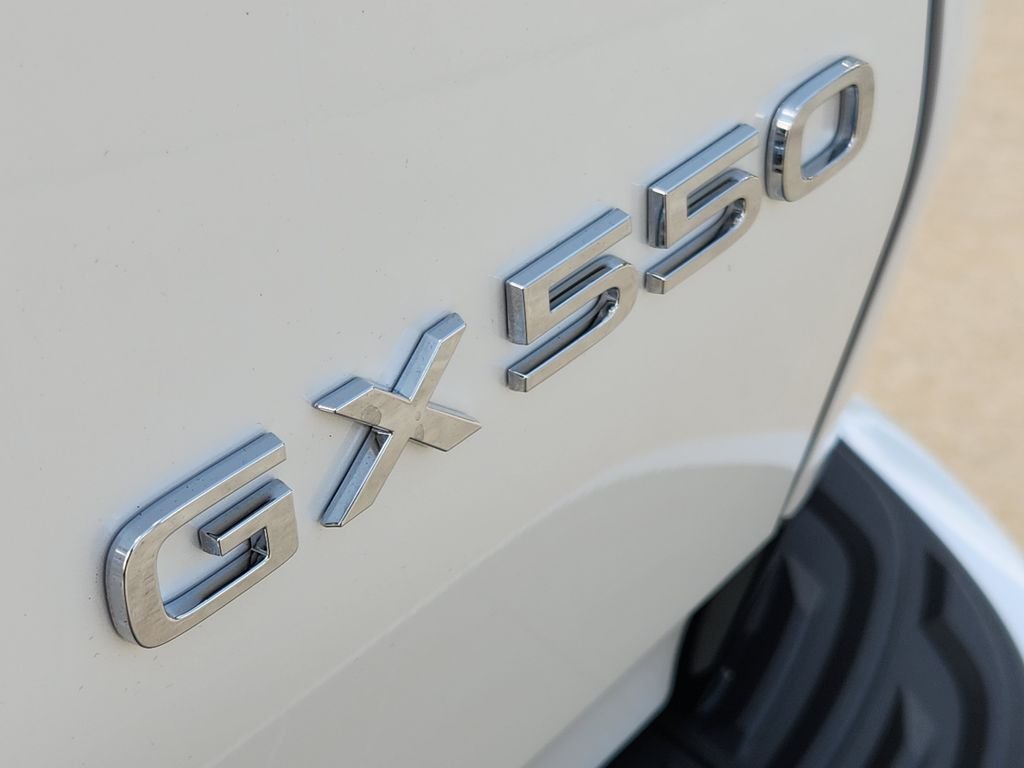 Used 2024 White Pearl Lexus 550 Overtrail image 12