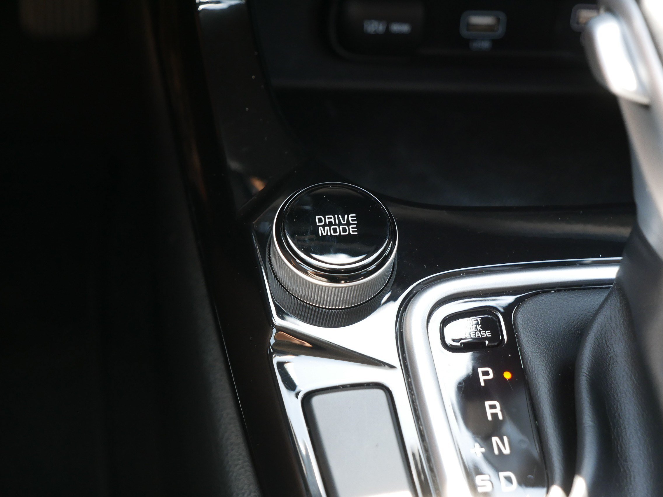 Certified Used 2023 Gravity Gray Kia S image 28