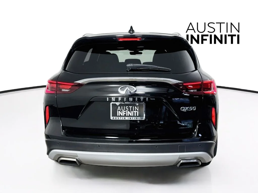 Certified Used 2023 Black INFINITI LUXE image 9