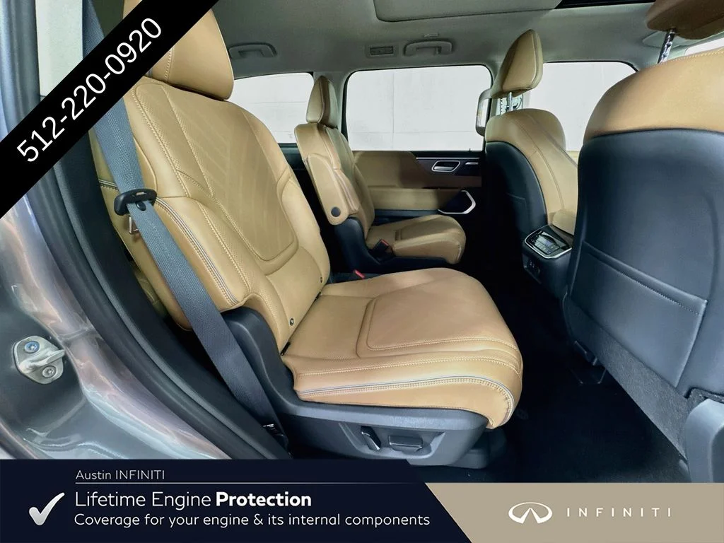 New 2027 Silver INFINITI LUXE image 38