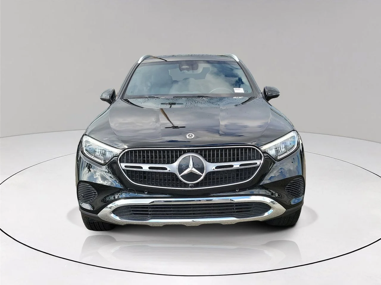 Certified Used 2025 Black Mercedes-Benz GLC 300 image 2