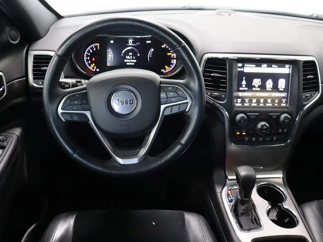 2018 Jeep Grand Cherokee Altitude - Photo 12
