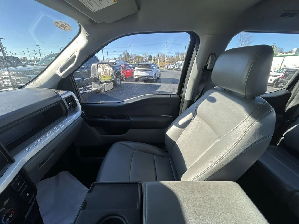 Used 2024 Black Ford XL image 13