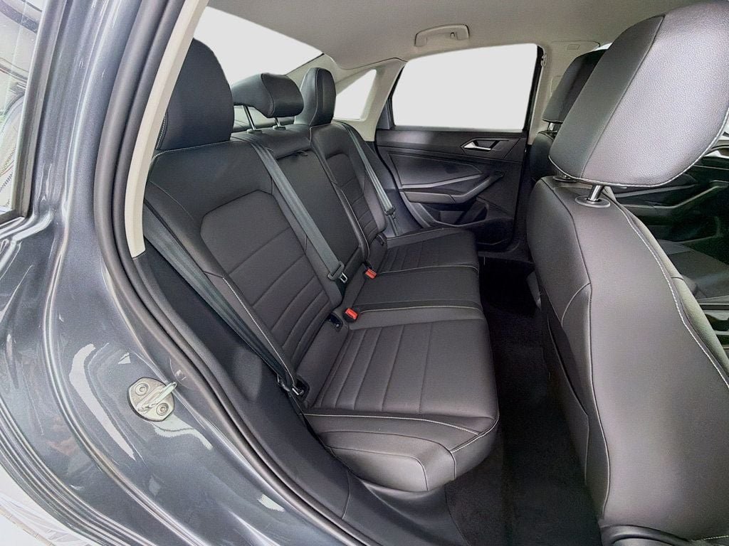Used 2023 Platinum Gray Metallic Volkswagen SE Automatic image 25