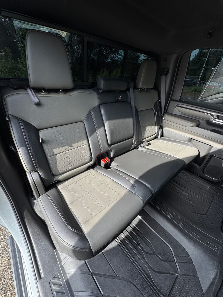 Used 2024 Sterling Gray Metallic Chevrolet ZR2 image 35