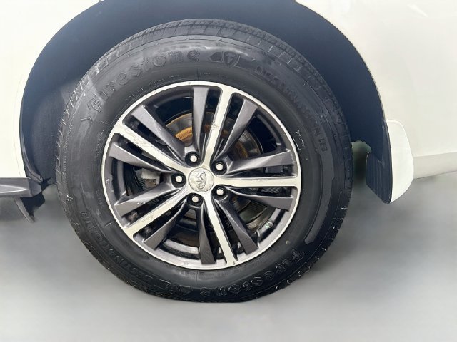 Used 2019 Majestic White INFINITI PURE image 33