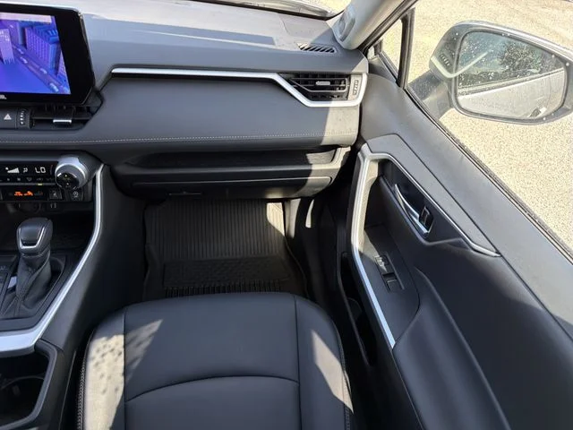 Used 2023 Silver Toyota XLE Premium image 15