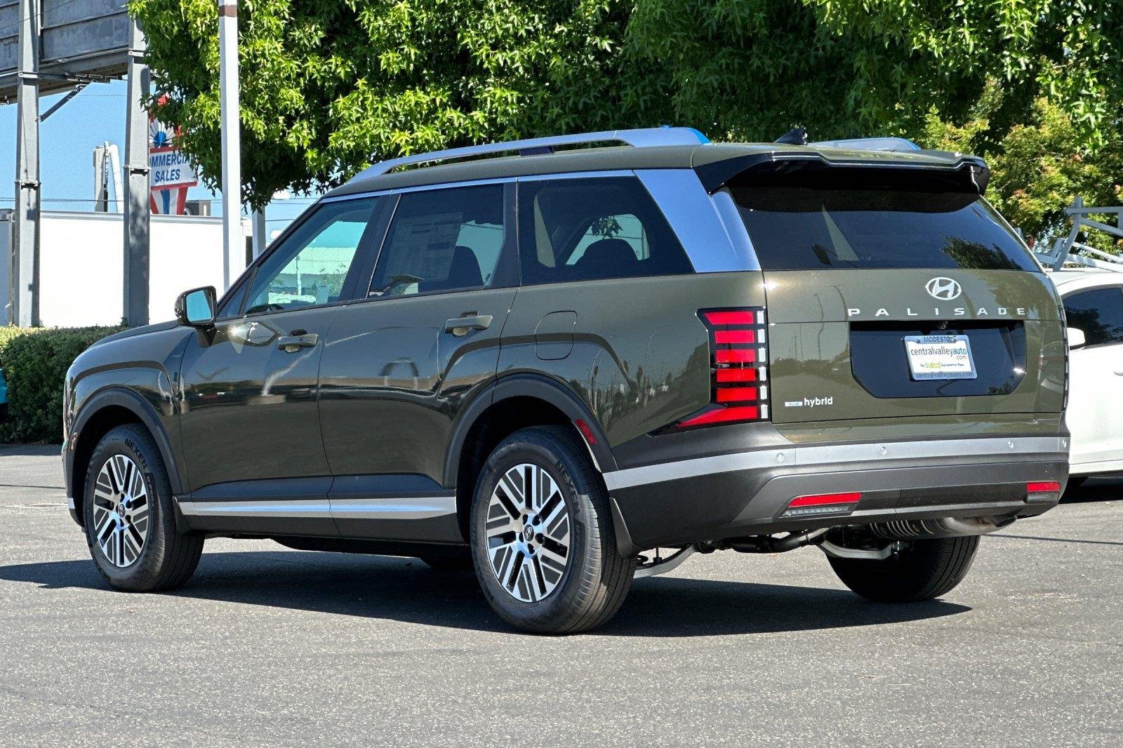 New 2026 Titan Green Hyundai Blue SEL 7P image 35