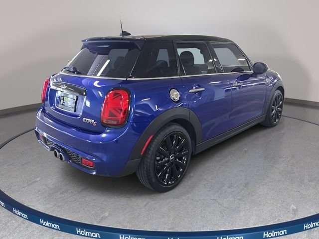Used 2019 Blue MINI Signature image 7