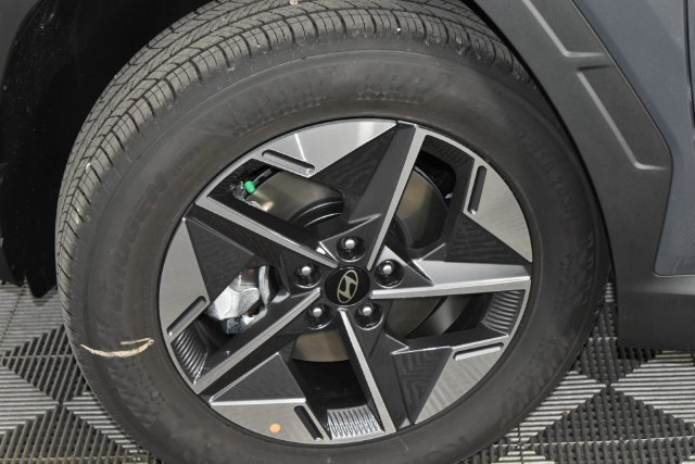 New 2026 Gray Hyundai SEL Premium AWD image 9