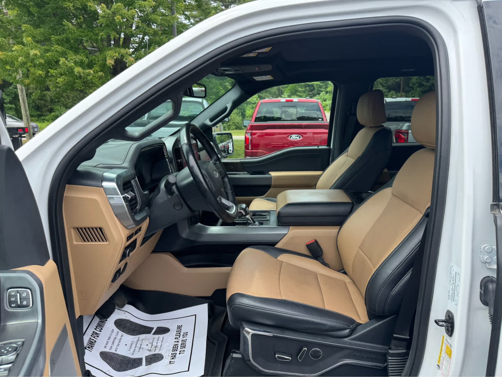 Certified Used 2021 Oxford White Ford LARIAT image 10