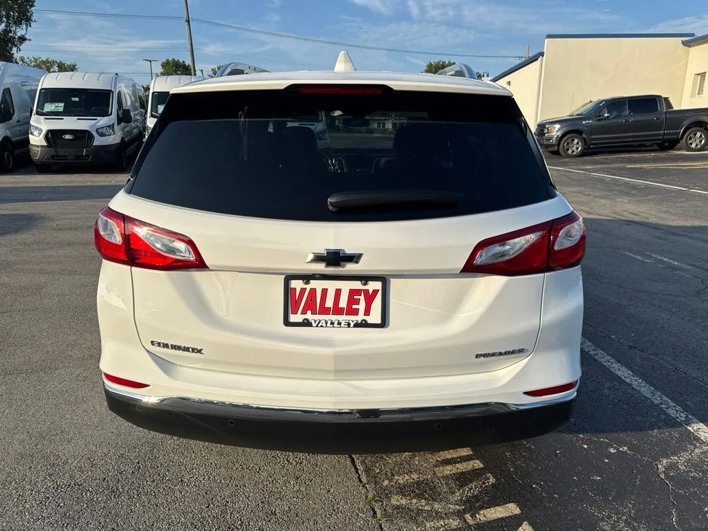 Used 2020 Summit White Chevrolet Premier image 5