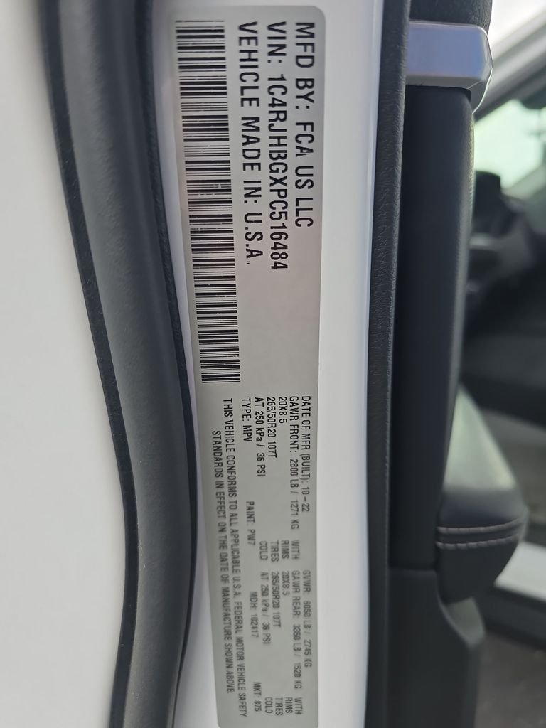 Used 2023 White Jeep Limited image 29