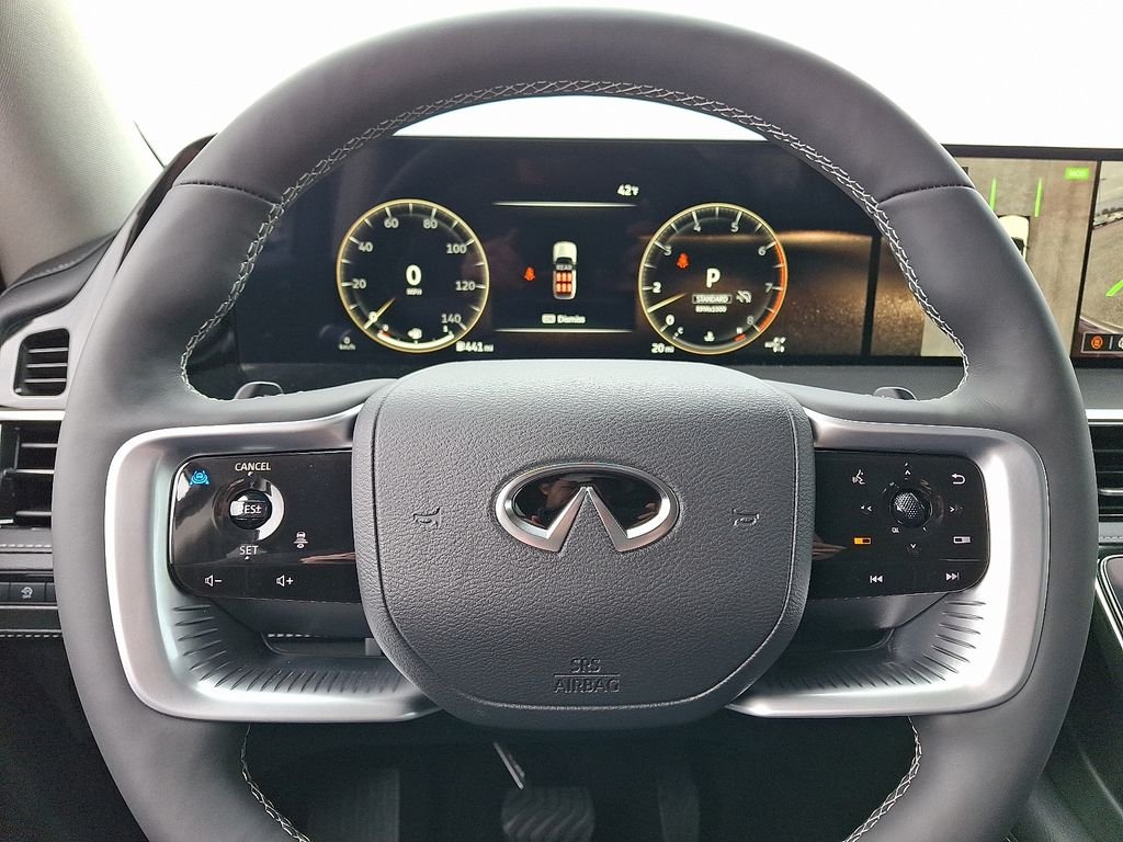 New 2026 RADIANT WHITE INFINITI Pure 4WD image 17