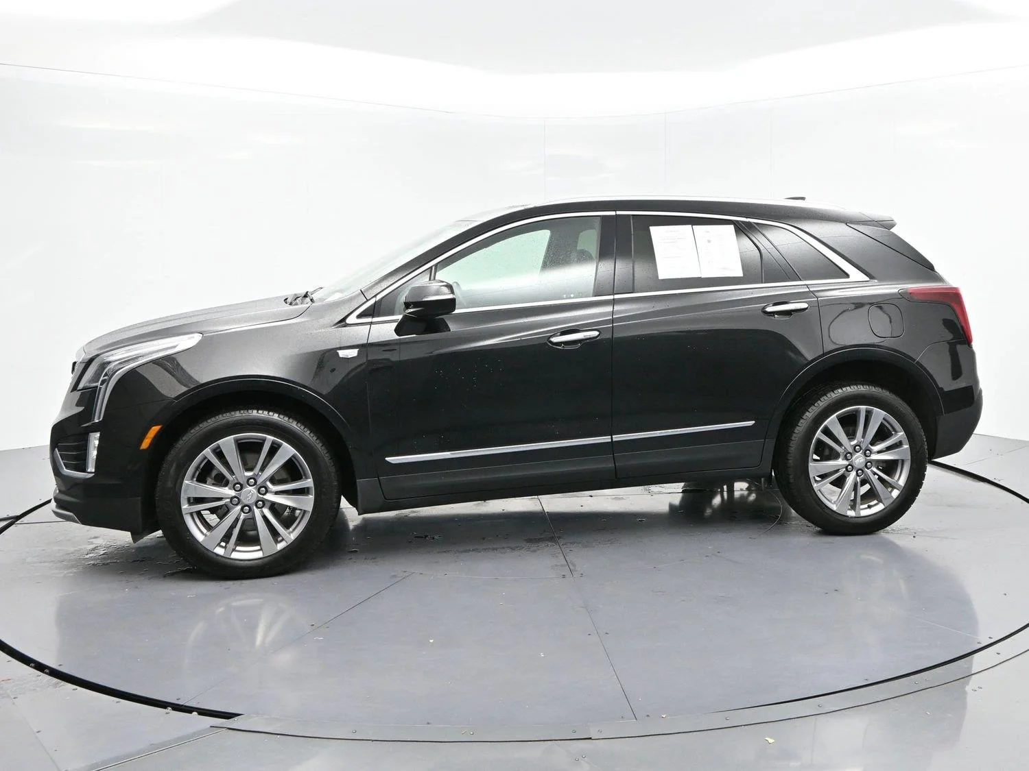 Used 2024 Stellar Black Metallic Cadillac Premium Luxury image 4