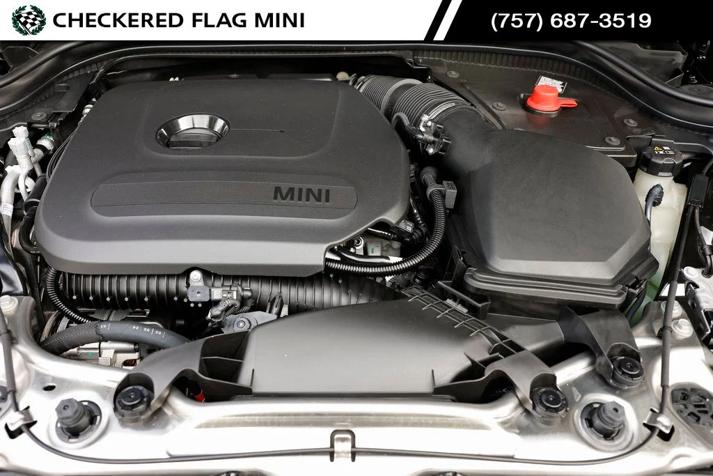 Used 2025 Midnight Black II MINI Signature image 26