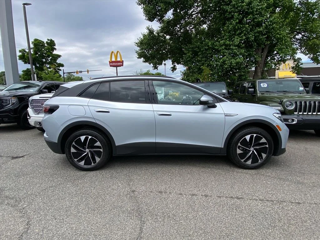 Used 2022 Volkswagen ID.4 PRO with VIN WVGJNPE22NP074524 for sale in Alexandria, VA