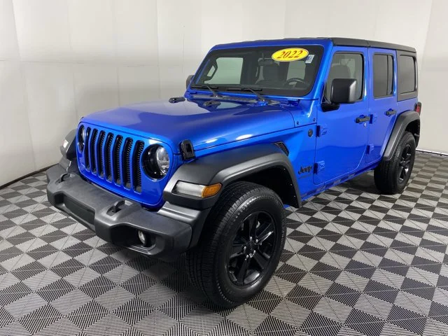 Used 2022 Blue Jeep Unlimited Sport Altitude image 11