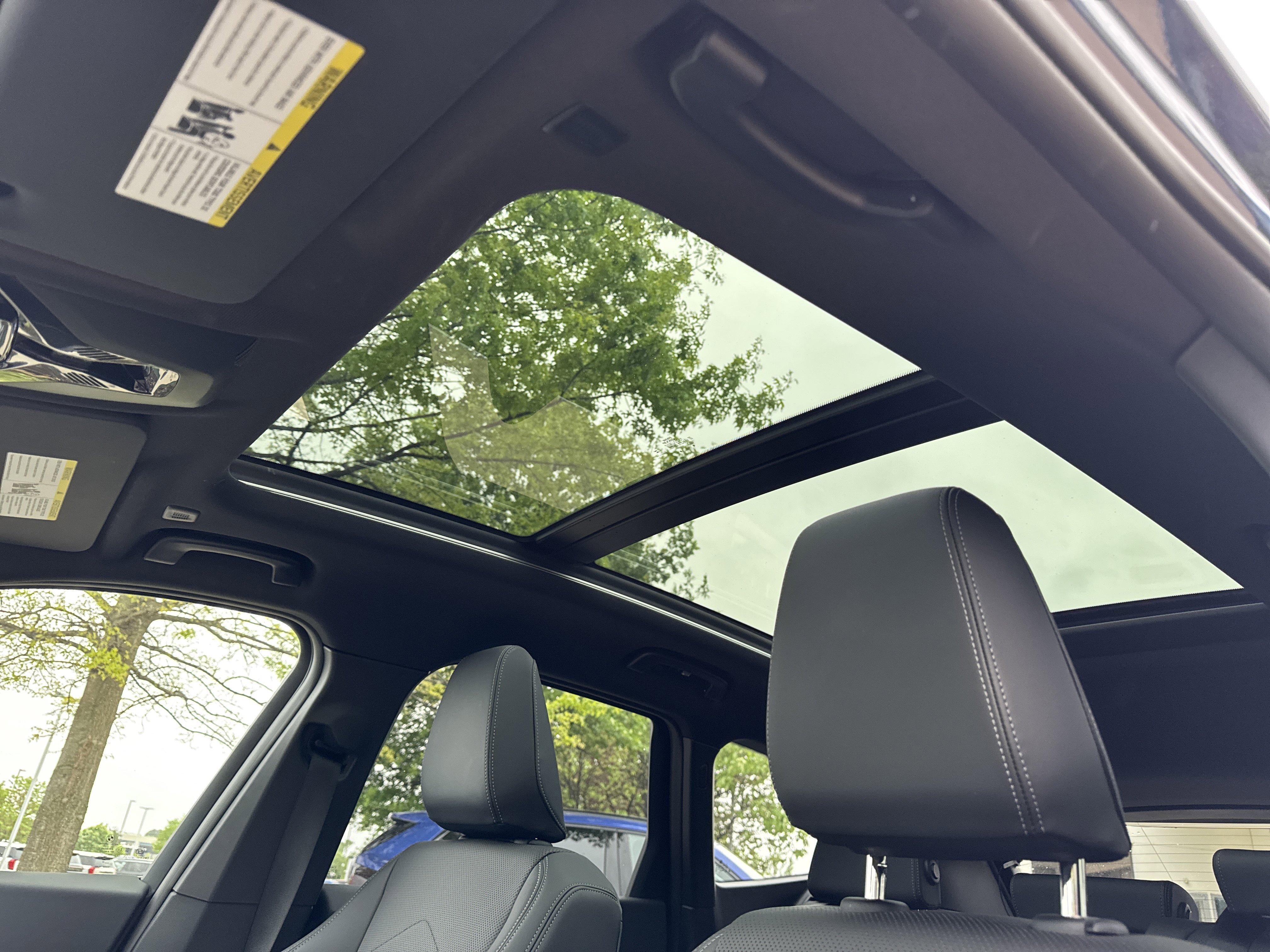 2025 BMW X1 28i - Photo 9