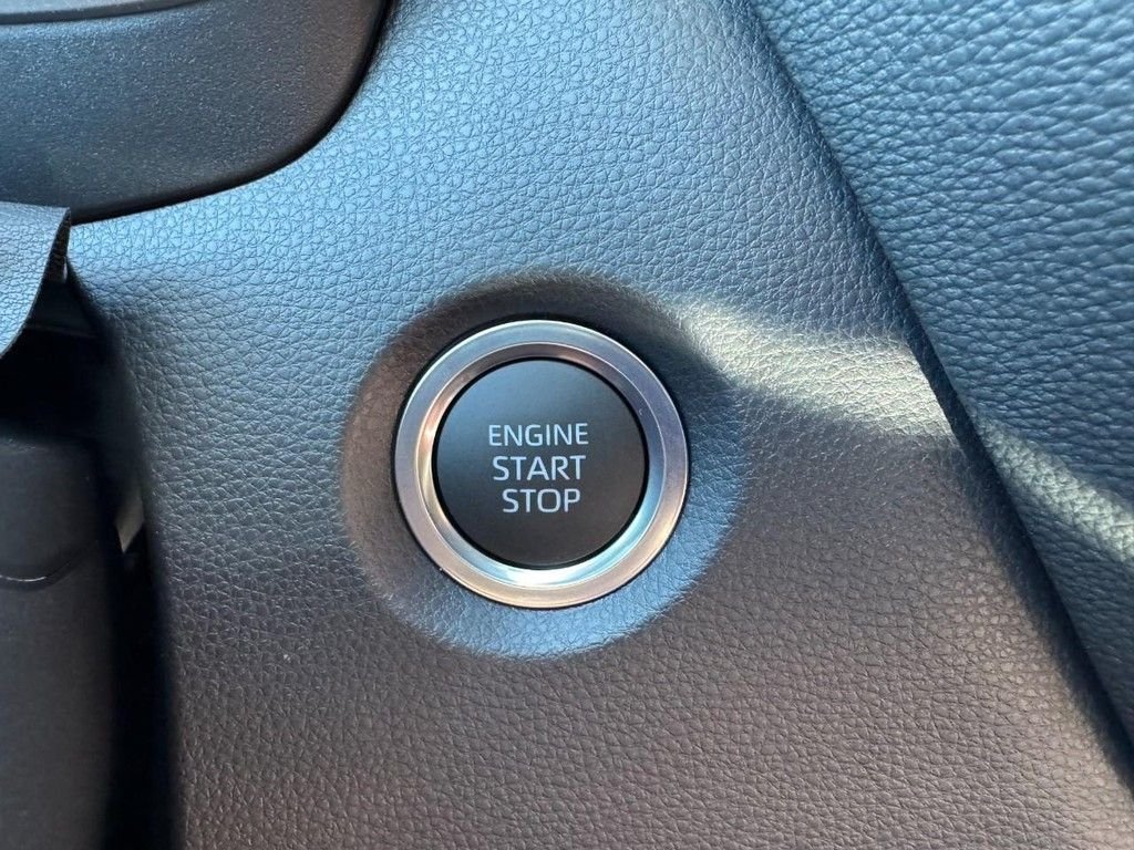 2026 Toyota Corolla XSE - Photo 21