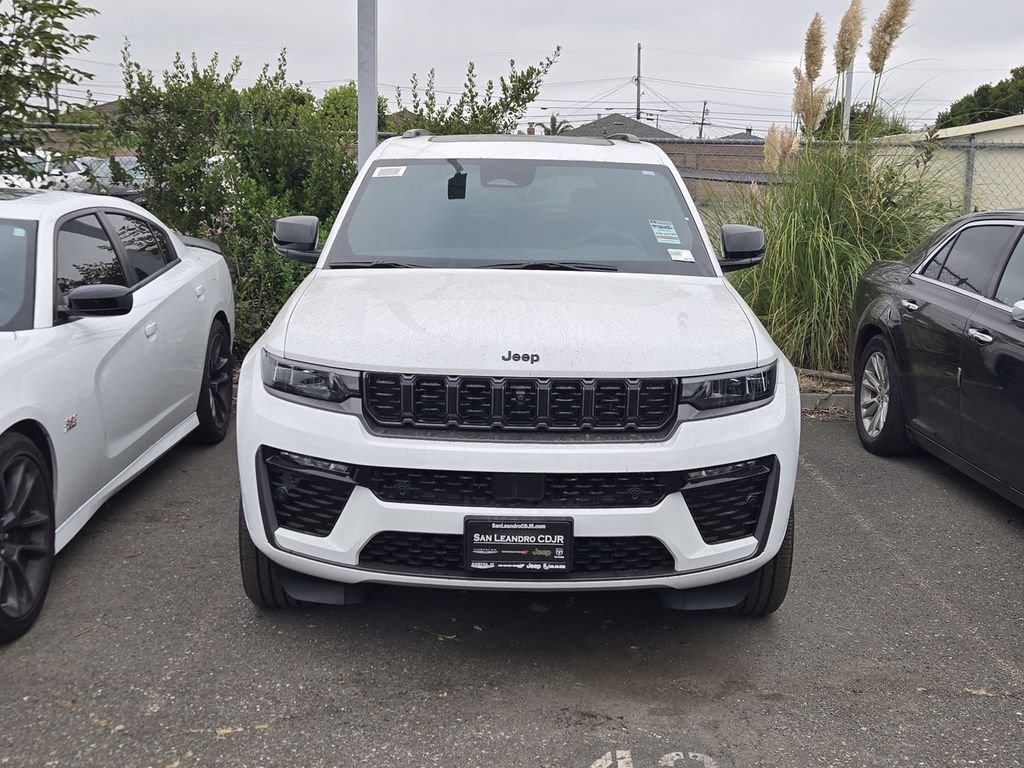 New 2026 Bright White Clearcoat Jeep Limited Reserve image 28